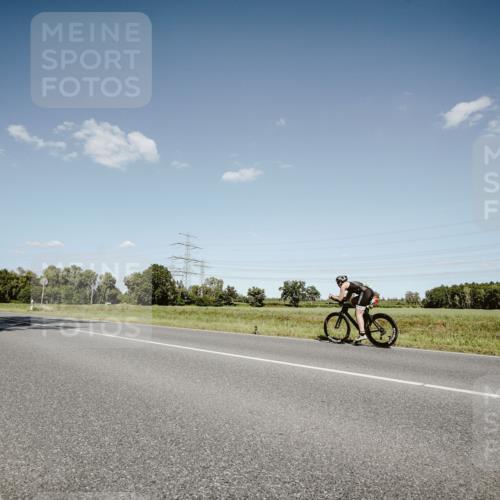 07.09.2025 - 19. Norderstedt Triathlon Michael Burmester http://msf.ph/oto/8854054 07.09.2025 14:55:38 Radfahren 905 meine-sportfotos.de