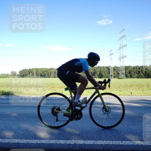 07.09.2025 - 19. Norderstedt Triathlon Michael Burmester http://msf.ph/oto/8854062 07.09.2025 16:08:11 Radfahren 945, 1475, 1556, 1607 meine-sportfotos.de