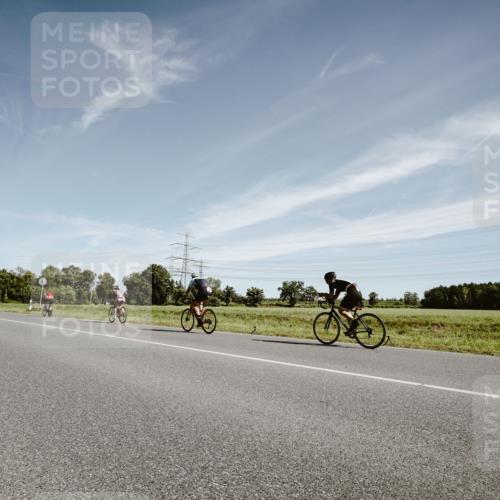 07.09.2025 - 19. Norderstedt Triathlon Michael Burmester http://msf.ph/oto/8854063 07.09.2025 11:57:00 Radfahren 857 meine-sportfotos.de