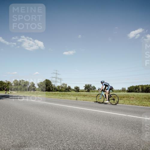 07.09.2025 - 19. Norderstedt Triathlon Michael Burmester http://msf.ph/oto/8854072 07.09.2025 14:55:58 Radfahren  meine-sportfotos.de