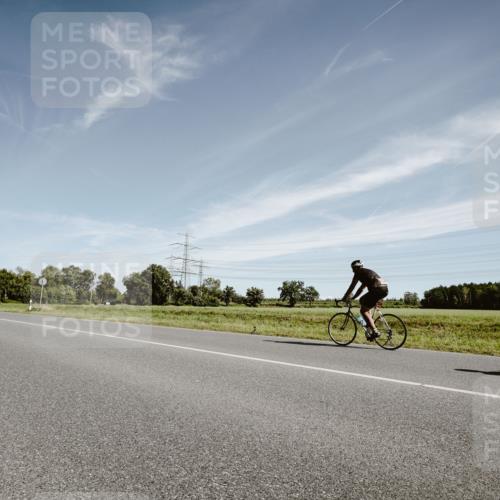 07.09.2025 - 19. Norderstedt Triathlon Michael Burmester http://msf.ph/oto/8854077 07.09.2025 11:57:10 Radfahren 170 meine-sportfotos.de