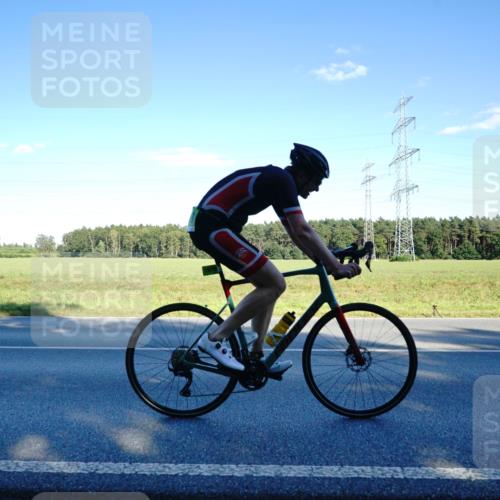 07.09.2025 - 19. Norderstedt Triathlon Michael Burmester http://msf.ph/oto/8854090 07.09.2025 16:08:23 Radfahren 526, 1443, 1579, 1593 meine-sportfotos.de