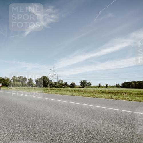 07.09.2025 - 19. Norderstedt Triathlon Michael Burmester http://msf.ph/oto/8854095 07.09.2025 11:57:20 Radfahren 792 meine-sportfotos.de