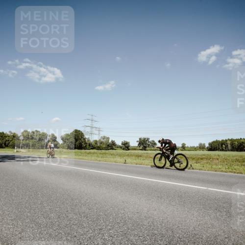 07.09.2025 - 19. Norderstedt Triathlon Michael Burmester http://msf.ph/oto/8854104 07.09.2025 14:56:30 Radfahren 438 meine-sportfotos.de