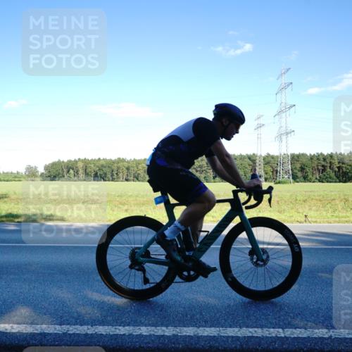 07.09.2025 - 19. Norderstedt Triathlon Michael Burmester http://msf.ph/oto/8854111 07.09.2025 16:08:42 Radfahren 401, 916, 1458 meine-sportfotos.de