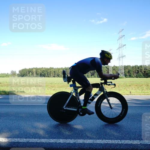 07.09.2025 - 19. Norderstedt Triathlon Michael Burmester http://msf.ph/oto/8854113 07.09.2025 16:08:44 Radfahren 401, 916, 1429 meine-sportfotos.de