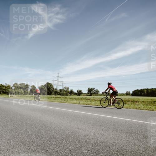 07.09.2025 - 19. Norderstedt Triathlon Michael Burmester http://msf.ph/oto/8854124 07.09.2025 11:57:36 Radfahren 1249 meine-sportfotos.de