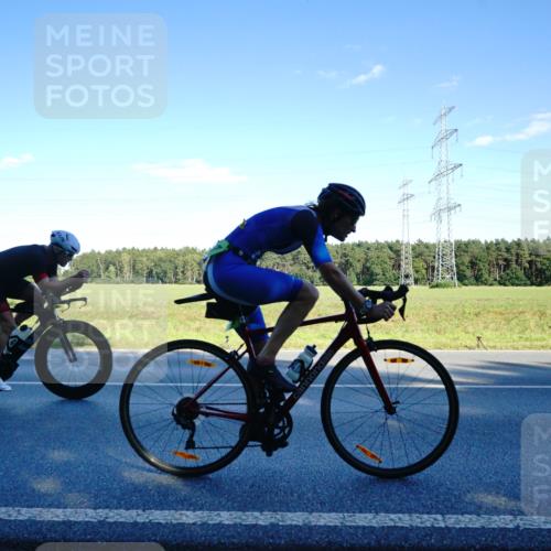 07.09.2025 - 19. Norderstedt Triathlon Michael Burmester http://msf.ph/oto/8854125 07.09.2025 16:09:00 Radfahren 421, 1057, 1102, 1538 meine-sportfotos.de