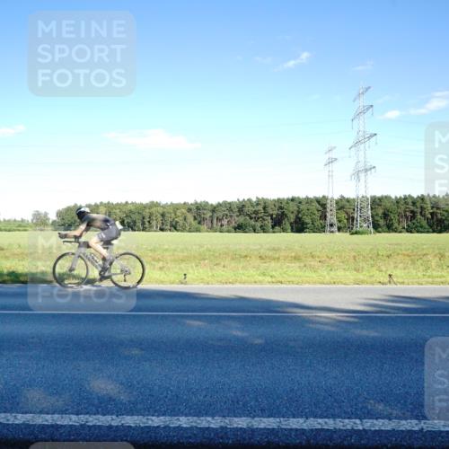 07.09.2025 - 19. Norderstedt Triathlon Michael Burmester http://msf.ph/oto/8854134 07.09.2025 16:09:06 Radfahren 543, 932, 1102 meine-sportfotos.de
