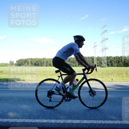 07.09.2025 - 19. Norderstedt Triathlon Michael Burmester http://msf.ph/oto/8854139 07.09.2025 16:09:11 Radfahren 543, 932, 1514, 1546 meine-sportfotos.de