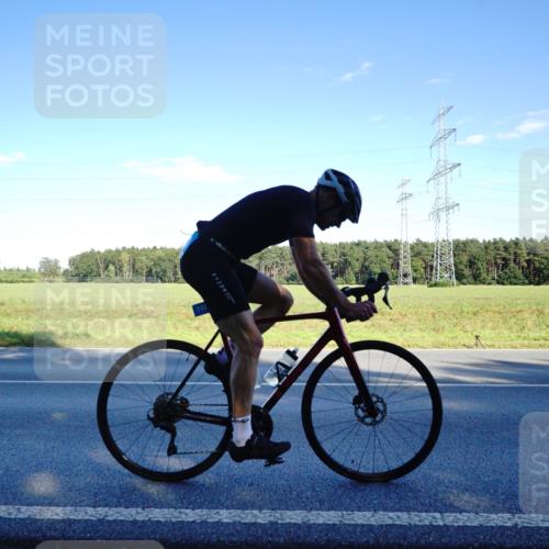 07.09.2025 - 19. Norderstedt Triathlon Michael Burmester http://msf.ph/oto/8854142 07.09.2025 16:09:17 Radfahren 378, 1420 meine-sportfotos.de