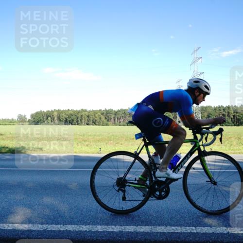 07.09.2025 - 19. Norderstedt Triathlon Michael Burmester http://msf.ph/oto/8854173 07.09.2025 16:10:07 Radfahren 425, 1073, 1472, 1560 meine-sportfotos.de
