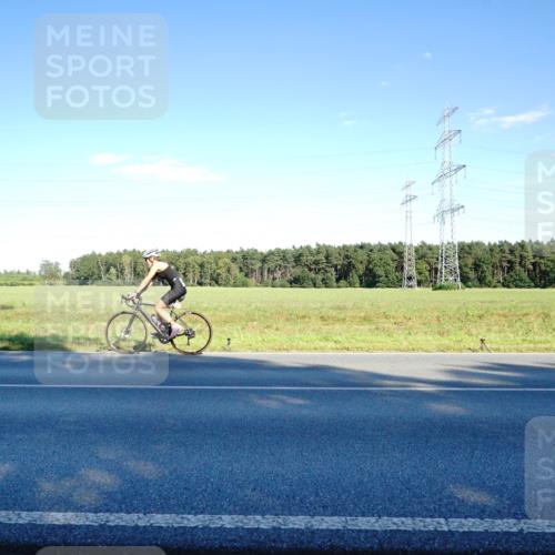 07.09.2025 - 19. Norderstedt Triathlon Michael Burmester http://msf.ph/oto/8854181 07.09.2025 16:10:21 Radfahren 954, 1527 meine-sportfotos.de