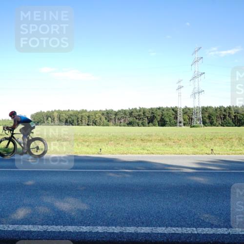 07.09.2025 - 19. Norderstedt Triathlon Michael Burmester http://msf.ph/oto/8854183 07.09.2025 16:10:22 Radfahren 954, 1527, 1532 meine-sportfotos.de