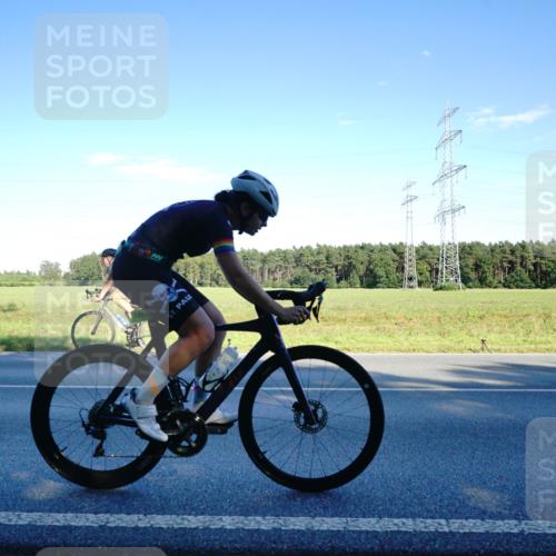 07.09.2025 - 19. Norderstedt Triathlon Michael Burmester http://msf.ph/oto/8854186 07.09.2025 16:10:26 Radfahren 1051, 1065, 1532, 1562, 1563 meine-sportfotos.de