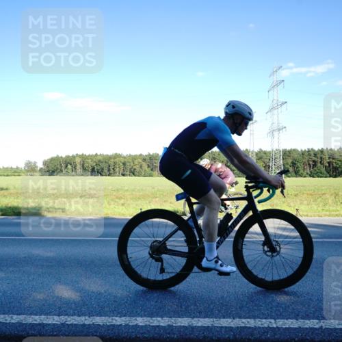 07.09.2025 - 19. Norderstedt Triathlon Michael Burmester http://msf.ph/oto/8854213 07.09.2025 16:10:59 Radfahren 386, 1522 meine-sportfotos.de