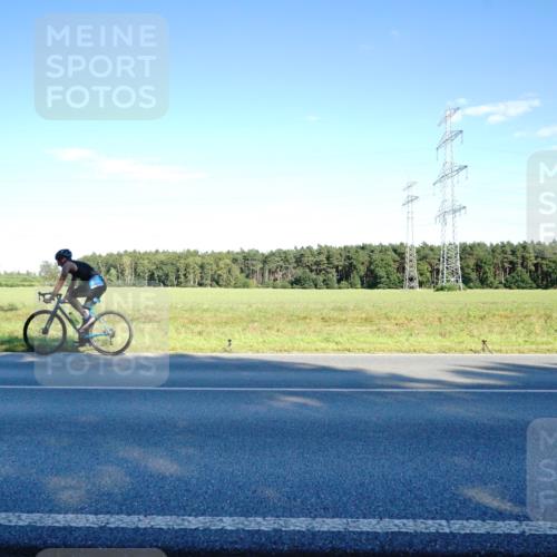 07.09.2025 - 19. Norderstedt Triathlon Michael Burmester http://msf.ph/oto/8854229 07.09.2025 16:11:24 Radfahren 414, 868, 933, 1108 meine-sportfotos.de