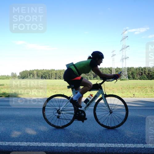 07.09.2025 - 19. Norderstedt Triathlon Michael Burmester http://msf.ph/oto/8854230 07.09.2025 16:11:25 Radfahren 933, 1108 meine-sportfotos.de