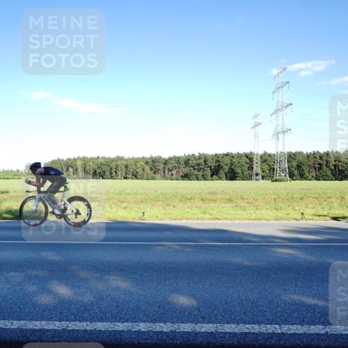 07.09.2025 - 19. Norderstedt Triathlon Michael Burmester http://msf.ph/oto/8854239 07.09.2025 16:11:43 Radfahren 882, 1624 meine-sportfotos.de