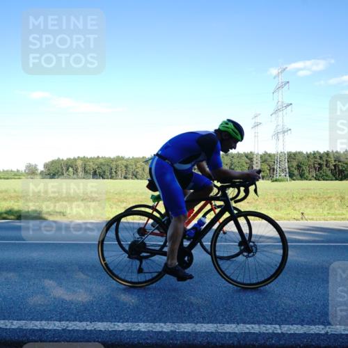 07.09.2025 - 19. Norderstedt Triathlon Michael Burmester http://msf.ph/oto/8854244 07.09.2025 16:11:49 Radfahren 381, 412, 882, 1419, 1473, 1568 meine-sportfotos.de