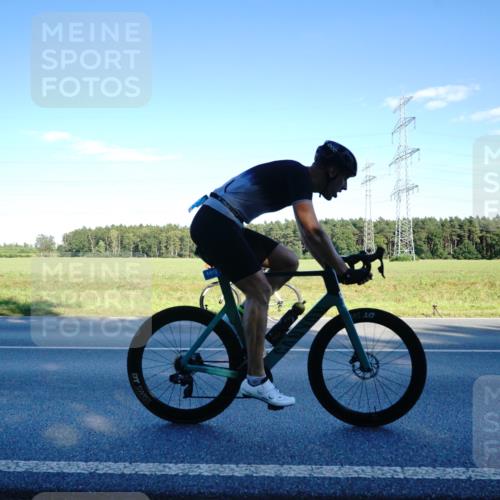 07.09.2025 - 19. Norderstedt Triathlon Michael Burmester http://msf.ph/oto/8854247 07.09.2025 16:11:52 Radfahren 381, 412, 1412, 1419, 1473, 1568 meine-sportfotos.de