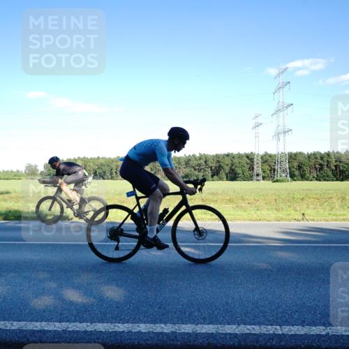 07.09.2025 - 19. Norderstedt Triathlon Michael Burmester http://msf.ph/oto/8854254 07.09.2025 16:12:00 Radfahren 383, 405, 1544 meine-sportfotos.de