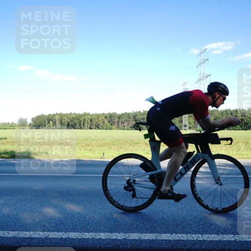 07.09.2025 - 19. Norderstedt Triathlon Michael Burmester http://msf.ph/oto/8854257 07.09.2025 16:12:04 Radfahren 405, 1544, 1571, 1587, 1591 meine-sportfotos.de