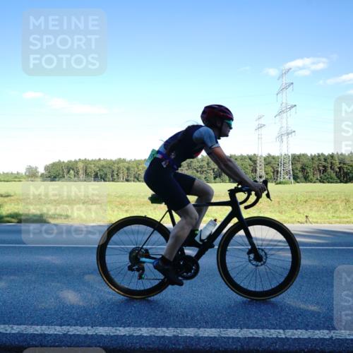 07.09.2025 - 19. Norderstedt Triathlon Michael Burmester http://msf.ph/oto/8854266 07.09.2025 16:12:13 Radfahren 875, 912, 1045, 1068, 1565, 1570 meine-sportfotos.de
