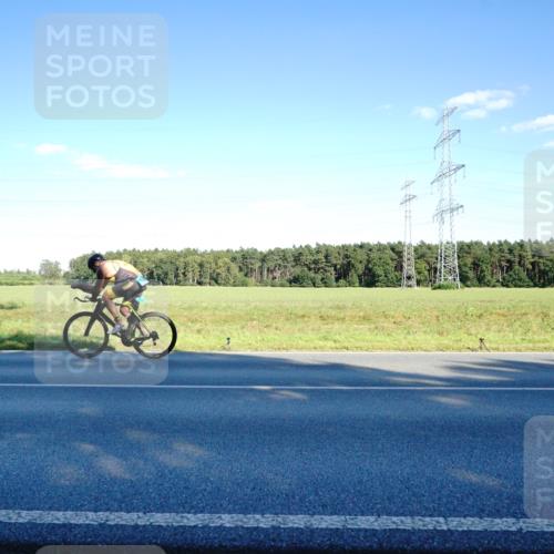 07.09.2025 - 19. Norderstedt Triathlon Michael Burmester http://msf.ph/oto/8854267 07.09.2025 16:12:14 Radfahren 875, 912, 1045, 1558, 1570 meine-sportfotos.de