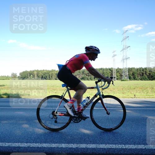 07.09.2025 - 19. Norderstedt Triathlon Michael Burmester http://msf.ph/oto/8854278 07.09.2025 16:12:28 Radfahren 914, 1533, 1610 meine-sportfotos.de
