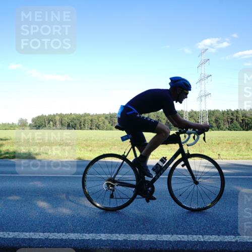 07.09.2025 - 19. Norderstedt Triathlon Michael Burmester http://msf.ph/oto/8854283 07.09.2025 16:12:46 Radfahren 397, 909 meine-sportfotos.de