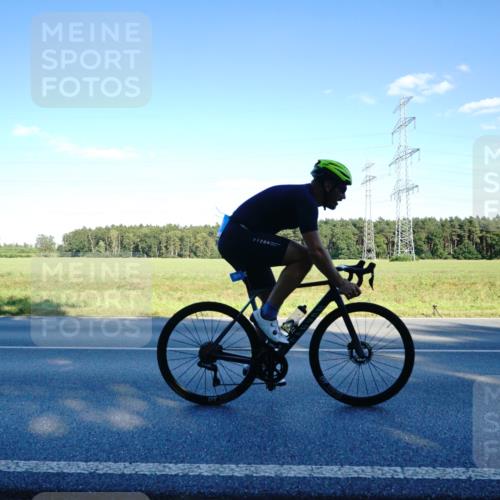 07.09.2025 - 19. Norderstedt Triathlon Michael Burmester http://msf.ph/oto/8854287 07.09.2025 16:12:56 Radfahren 384 meine-sportfotos.de