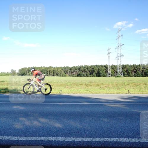 07.09.2025 - 19. Norderstedt Triathlon Michael Burmester http://msf.ph/oto/8854288 07.09.2025 16:13:04 Radfahren 885, 1059 meine-sportfotos.de