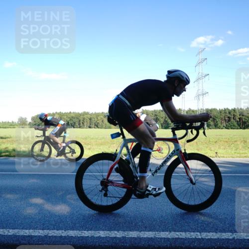 07.09.2025 - 19. Norderstedt Triathlon Michael Burmester http://msf.ph/oto/8854289 07.09.2025 16:13:05 Radfahren 885, 1059 meine-sportfotos.de