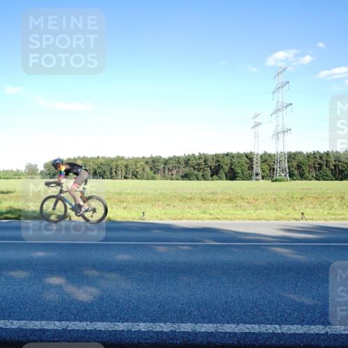 07.09.2025 - 19. Norderstedt Triathlon Michael Burmester http://msf.ph/oto/8854291 07.09.2025 16:13:07 Radfahren 885, 1059, 1082 meine-sportfotos.de