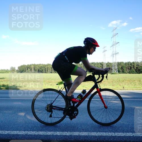 07.09.2025 - 19. Norderstedt Triathlon Michael Burmester http://msf.ph/oto/8854292 07.09.2025 16:13:08 Radfahren 885, 1059, 1082 meine-sportfotos.de