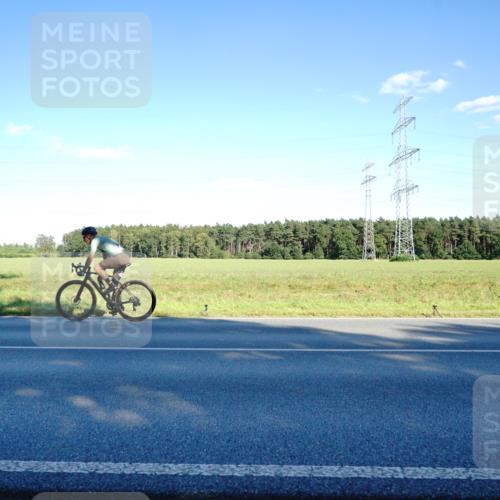 07.09.2025 - 19. Norderstedt Triathlon Michael Burmester http://msf.ph/oto/8854293 07.09.2025 16:13:10 Radfahren 947, 1082 meine-sportfotos.de