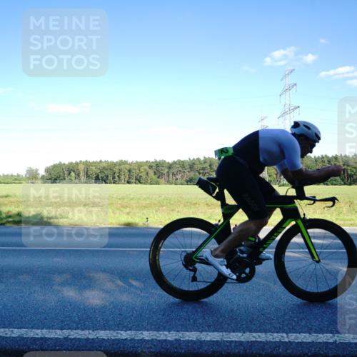 07.09.2025 - 19. Norderstedt Triathlon Michael Burmester http://msf.ph/oto/8854306 07.09.2025 16:13:34 Radfahren 1067, 1582 meine-sportfotos.de