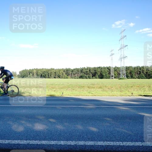 07.09.2025 - 19. Norderstedt Triathlon Michael Burmester http://msf.ph/oto/8854310 07.09.2025 16:13:38 Radfahren 1044, 1067 meine-sportfotos.de