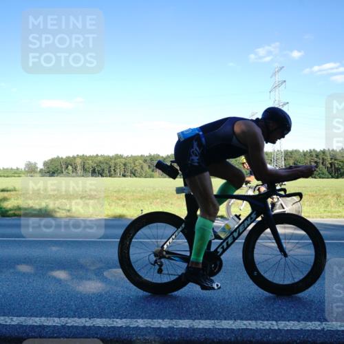 07.09.2025 - 19. Norderstedt Triathlon Michael Burmester http://msf.ph/oto/8854315 07.09.2025 16:13:50 Radfahren 910, 1625 meine-sportfotos.de