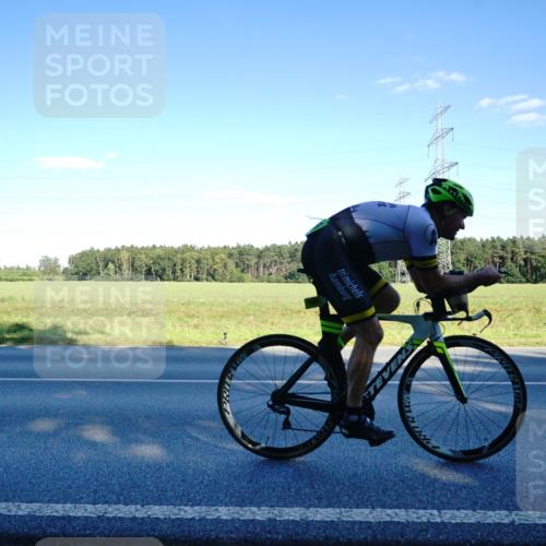 07.09.2025 - 19. Norderstedt Triathlon Michael Burmester http://msf.ph/oto/8854334 07.09.2025 16:14:33 Radfahren 380, 409, 1586 meine-sportfotos.de
