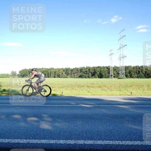 07.09.2025 - 19. Norderstedt Triathlon Michael Burmester http://msf.ph/oto/8854351 07.09.2025 16:15:23 Radfahren 873, 894 meine-sportfotos.de
