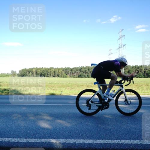 07.09.2025 - 19. Norderstedt Triathlon Michael Burmester http://msf.ph/oto/8854352 07.09.2025 16:15:23 Radfahren 873, 894 meine-sportfotos.de