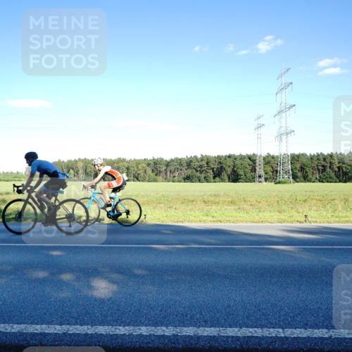 07.09.2025 - 19. Norderstedt Triathlon Michael Burmester http://msf.ph/oto/8854354 07.09.2025 16:15:27 Radfahren 873, 894 meine-sportfotos.de