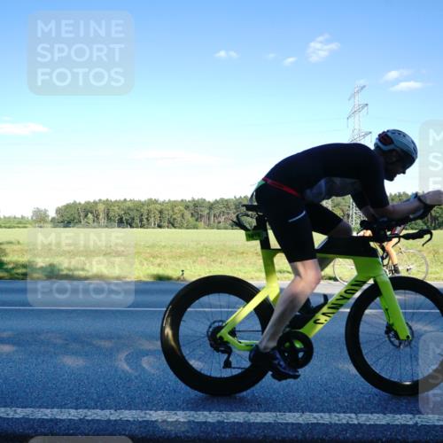 07.09.2025 - 19. Norderstedt Triathlon Michael Burmester http://msf.ph/oto/8854378 07.09.2025 16:16:06 Radfahren 1618 meine-sportfotos.de