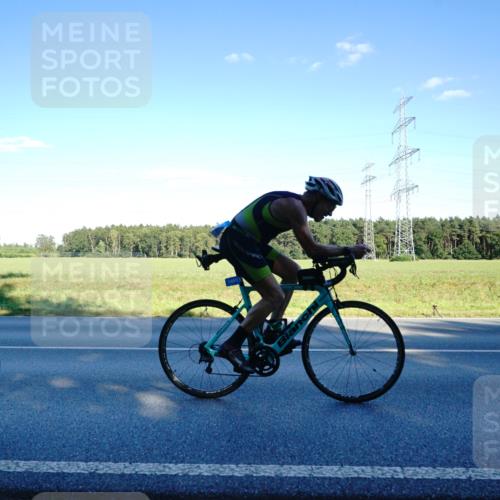 07.09.2025 - 19. Norderstedt Triathlon Michael Burmester http://msf.ph/oto/8854387 07.09.2025 16:16:28 Radfahren 372, 1063, 1075, 1089, 1455 meine-sportfotos.de