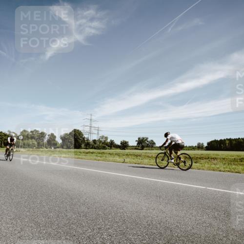 07.09.2025 - 19. Norderstedt Triathlon Michael Burmester http://msf.ph/oto/8854396 07.09.2025 11:57:47 Radfahren 186, 202, 775, 1286 meine-sportfotos.de