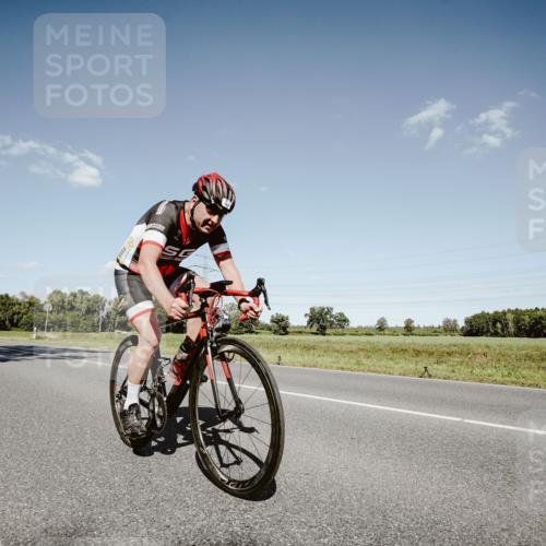 07.09.2025 - 19. Norderstedt Triathlon Michael Burmester http://msf.ph/oto/8854419 07.09.2025 14:57:15 Radfahren 395, 987 meine-sportfotos.de