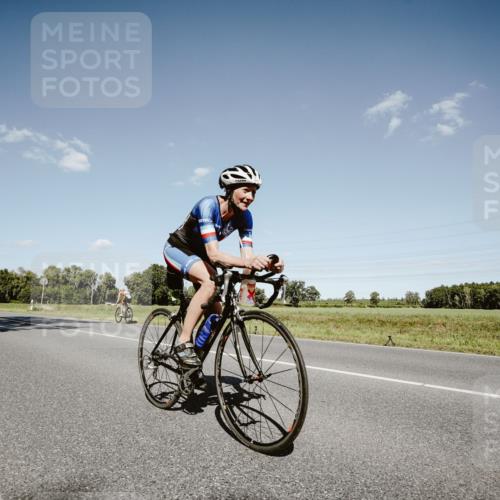 07.09.2025 - 19. Norderstedt Triathlon Michael Burmester http://msf.ph/oto/8854433 07.09.2025 14:57:21 Radfahren 479, 480 meine-sportfotos.de