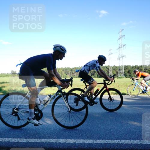 07.09.2025 - 19. Norderstedt Triathlon Michael Burmester http://msf.ph/oto/8854439 07.09.2025 16:17:04 Radfahren 371, 376, 396, 902, 1448, 1512, 1609 meine-sportfotos.de